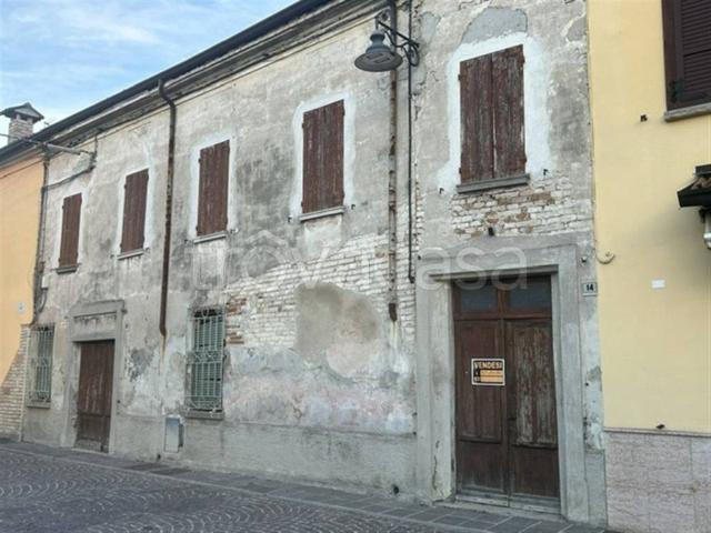 Casa indipendente in vendita a Piubega via Roma