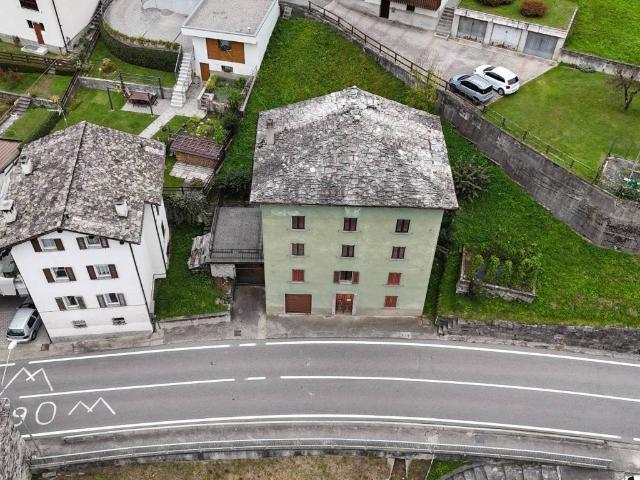 Casa indipendente in vendita a Piuro SO