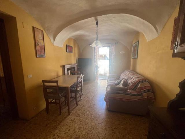 Casa indipendente in vendita a Piverone TO