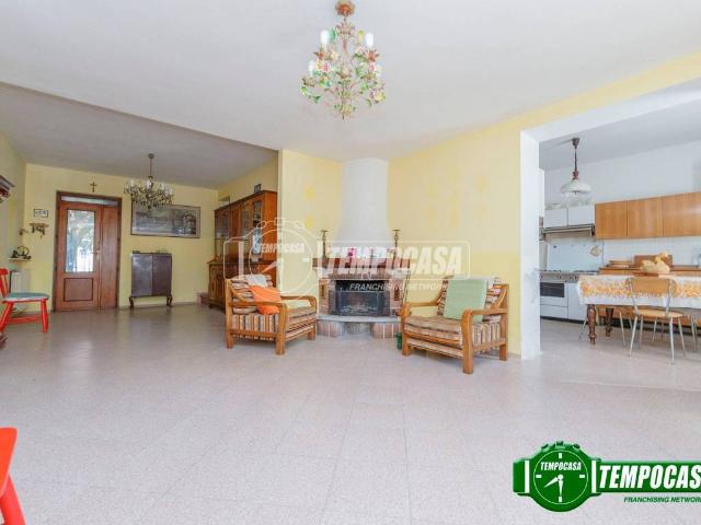 Casa indipendente in vendita a Piacenza PC
