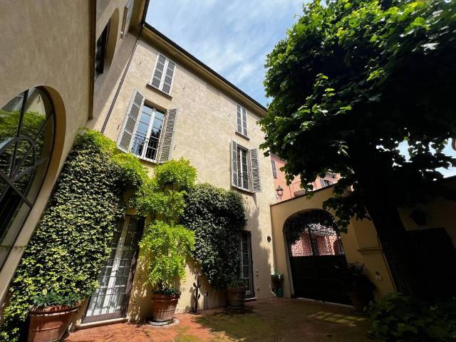 Villa in vendita a Piacenza PC