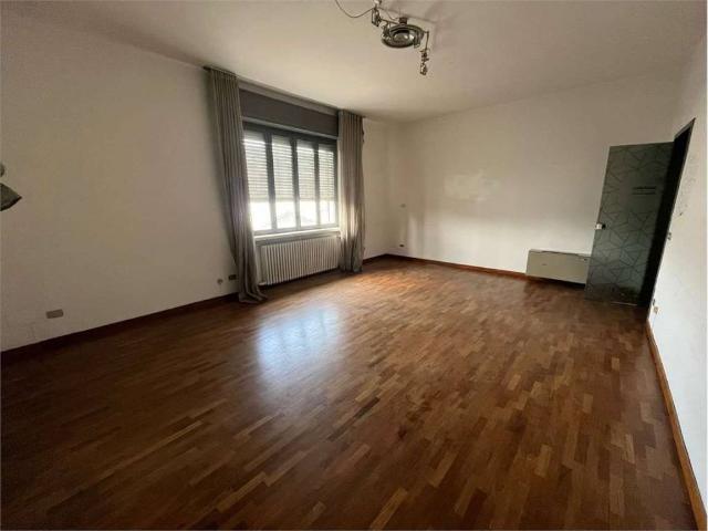 Casa indipendente in vendita a Piacenza PC