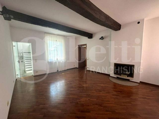 Casa indipendente in vendita a Piacenza PC