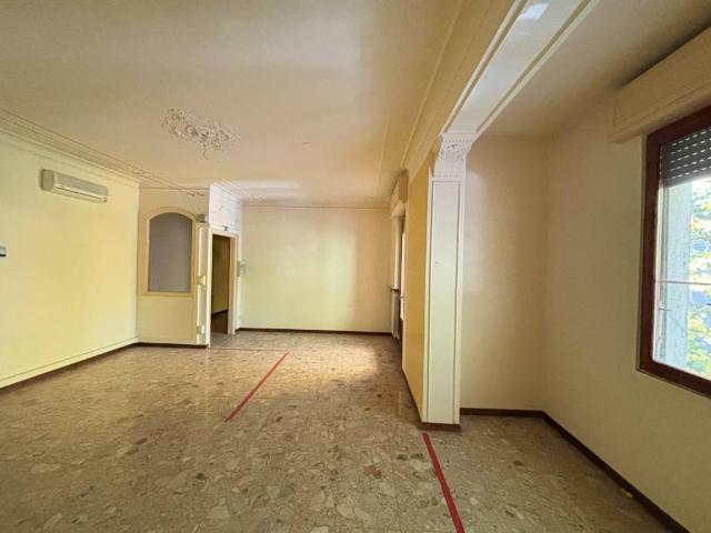 Casa indipendente in vendita a Piacenza PC