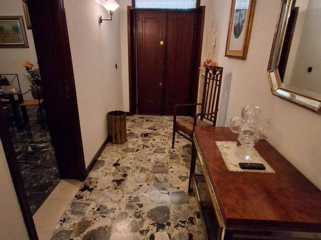 Casa indipendente in vendita a Piacenza PC