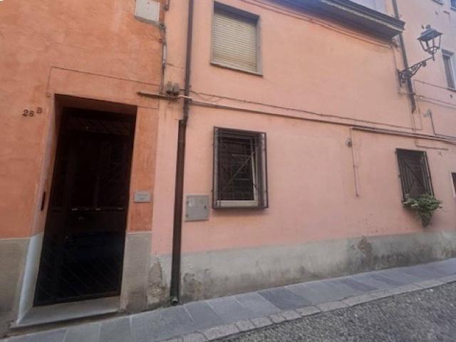 Casa indipendente in vendita a Piacenza PC