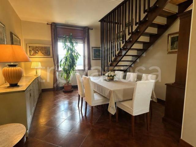 Casa indipendente in vendita a Piacenza via Umberto Locati, 12, Infrangibile