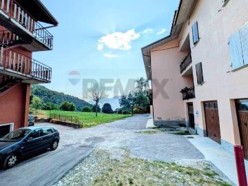 Casa indipendente in vendita a Pian Camuno BS