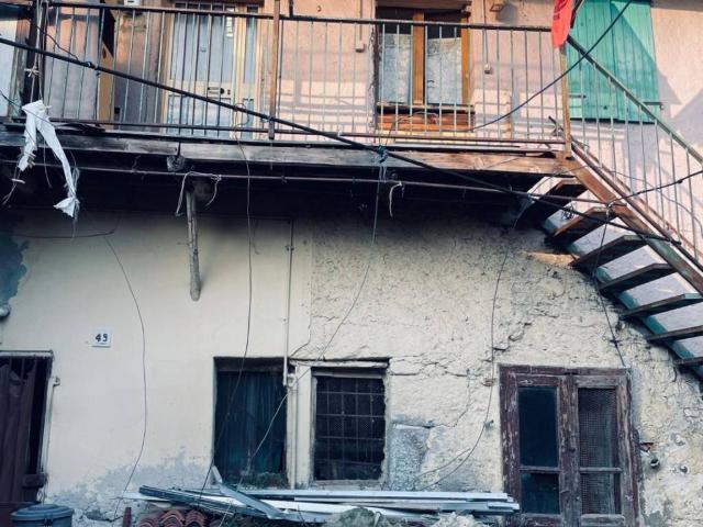 Casa indipendente in vendita a Pian Camuno BS