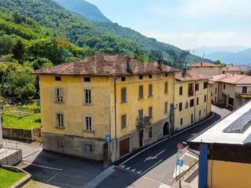 Casa indipendente in vendita a Pian Camuno BS