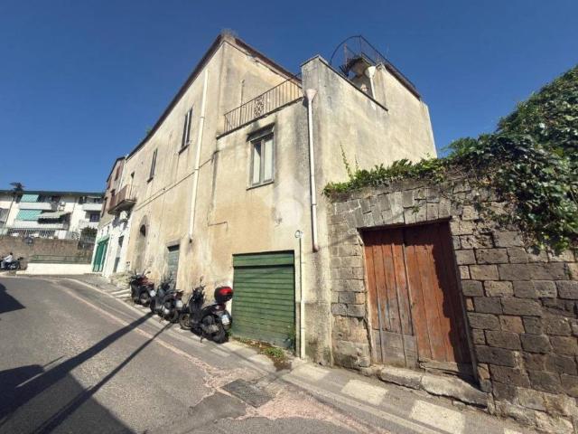 Appartamento in vendita a Piano di Sorrento NA