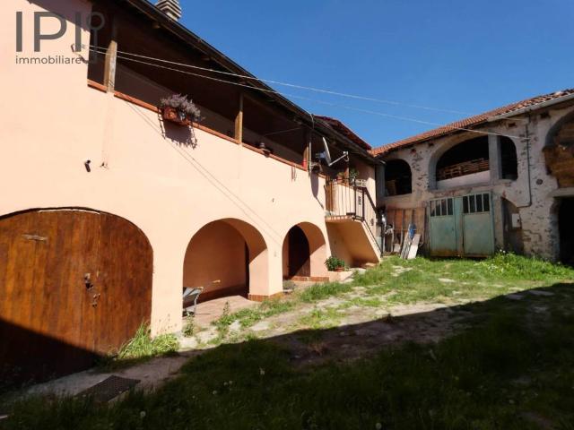 Casa indipendente in vendita a Piana Crixia SV