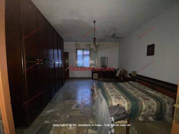 Casa indipendente in vendita a Piana degli Albanesi PA