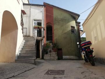 Casa indipendente in vendita a Piana di Monte Verna CE