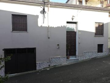Casa indipendente in vendita a Piana di Monte Verna CE
