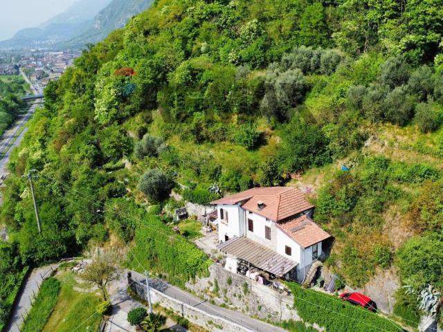 Casa indipendente in vendita a Piancogno BS