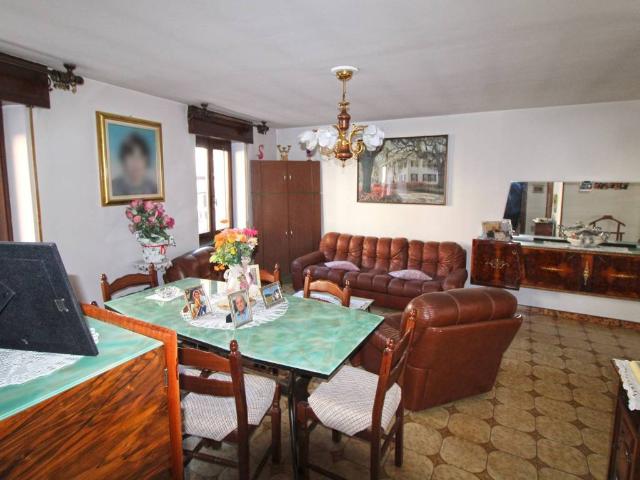 Casa indipendente in vendita a Piancogno BS