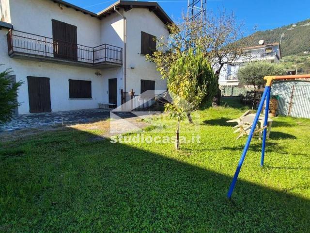 Casa indipendente in vendita a Pianico BG