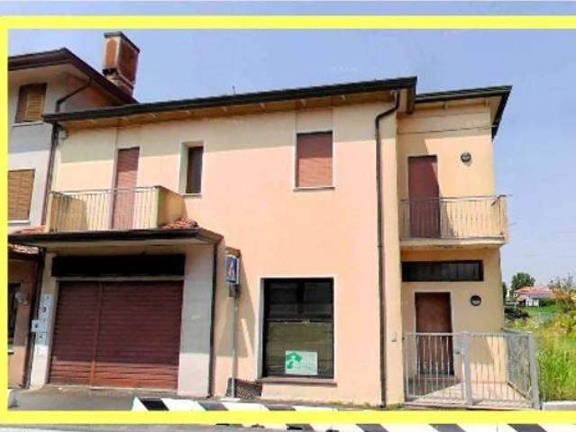 Casa indipendente in vendita a Pianiga VE