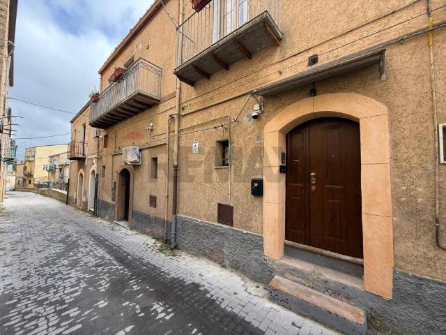 Casa indipendente in vendita a Piazza Armerina EN