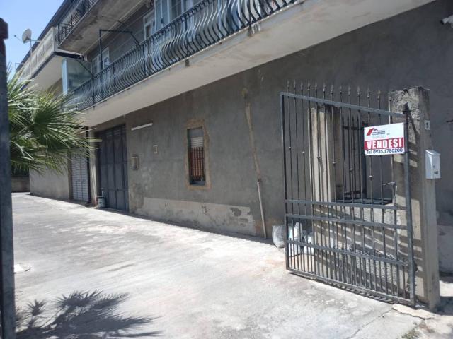 Casa indipendente in vendita a Piazza Armerina EN