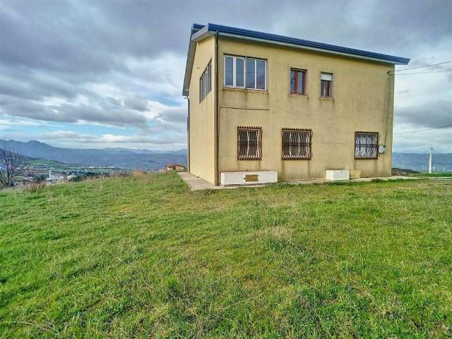 Casa indipendente in vendita a Picerno PZ