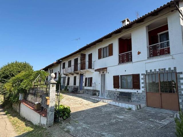 Casa indipendente in vendita a Piea AT