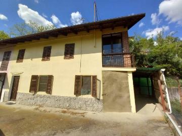 Casa indipendente in vendita a Piea AT