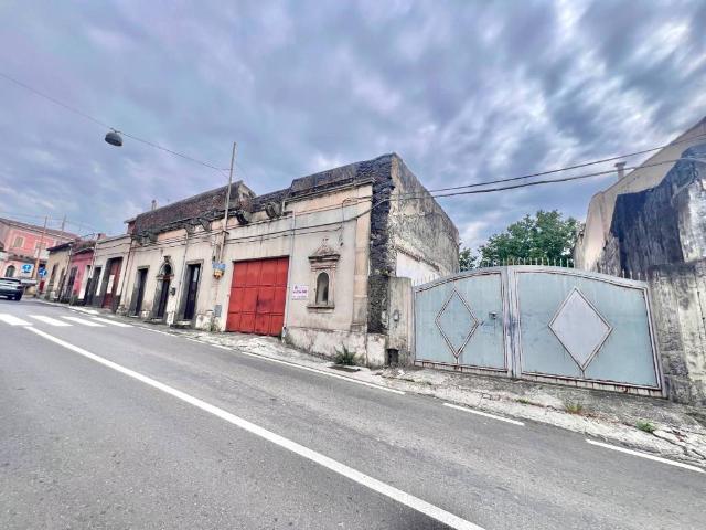 Casa indipendente in vendita a Piedimonte Etneo CT