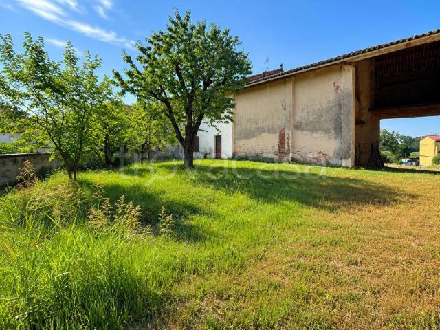 Casa indipendente in vendita a Pietra Marazzi via Roma, 13