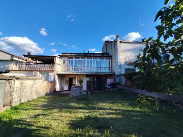Casa indipendente in vendita a Pietradefusi AV
