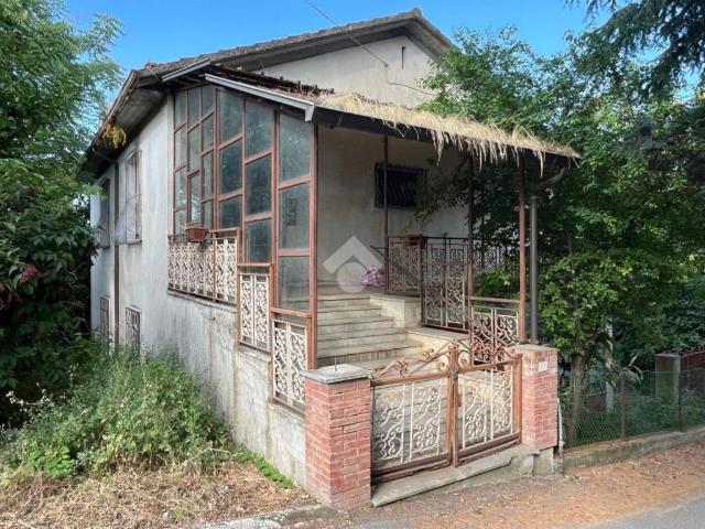 Casa indipendente in vendita a Pietradefusi AV