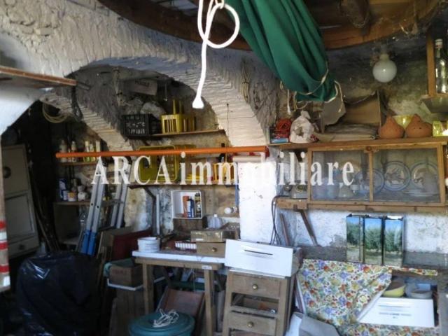 Casa indipendente in vendita a Pietrasanta LU