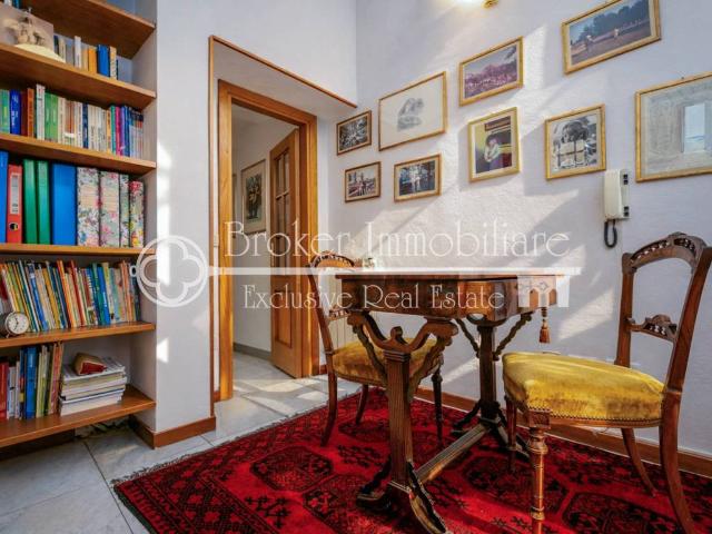 Casa indipendente in vendita a Pietrasanta LU