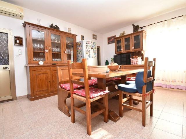 Casa indipendente in vendita a Pietrasanta LU