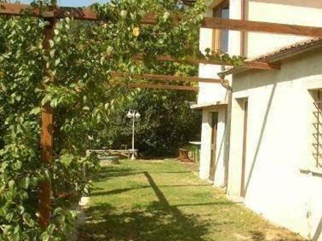 Casa indipendente in vendita a Pietrasanta LU