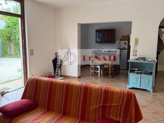 Casa indipendente in vendita a Pietrasanta LU