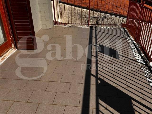 Casa indipendente in vendita a Pietrastornina AV