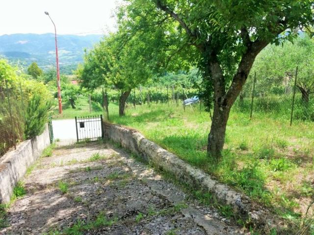 Casa indipendente in vendita a Pietrastornina AV