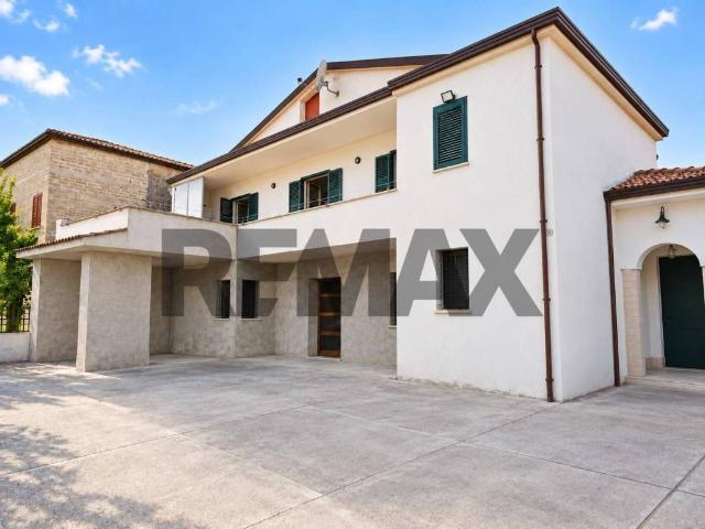 Casa indipendente in vendita a Pietravairano CE