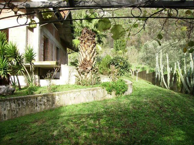Casa indipendente in vendita a Pietravairano CE