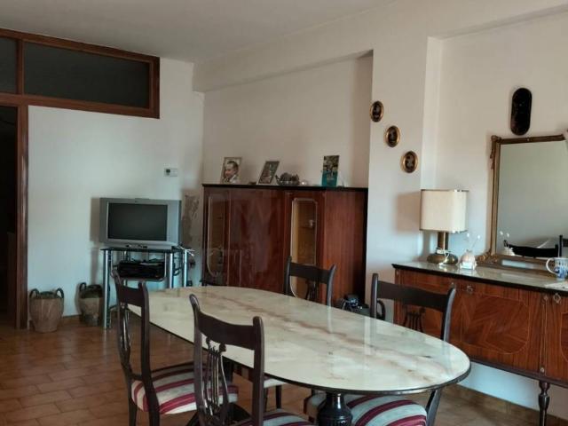 Casa indipendente in vendita a Pietrelcina BN