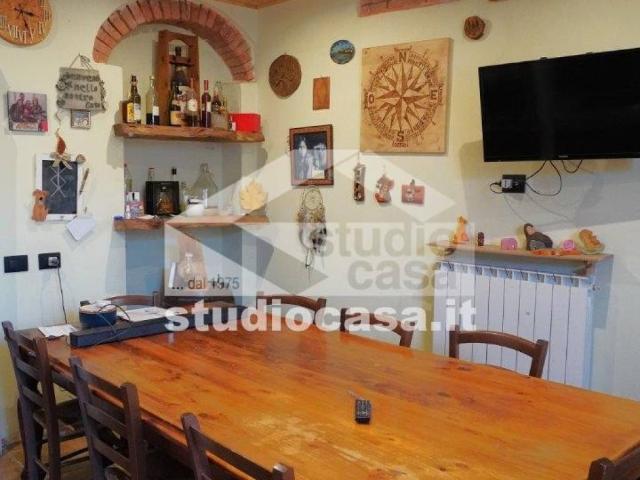 Casa indipendente in vendita a Pieve d'Olmi CR