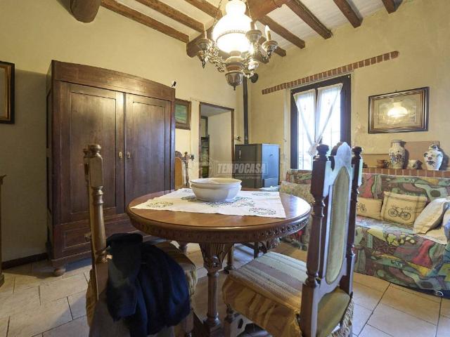 Casa indipendente in vendita a Pieve d'Olmi CR