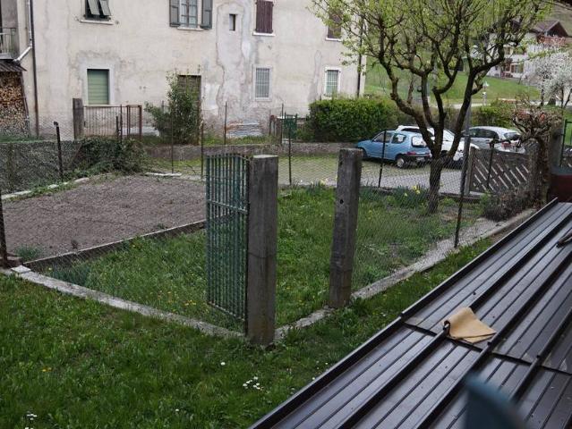 Casa Indipendente in vendita a Pieve di Bono Prezzo