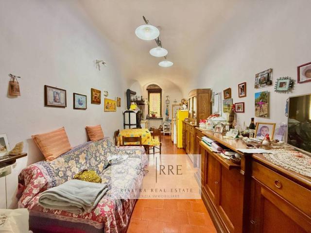 Casa indipendente in vendita a Pieve di Teco IM