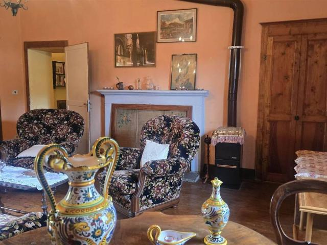 Casa indipendente in vendita a Pievepelago MO