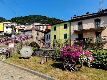 Casa indipendente in vendita a Pignone SP