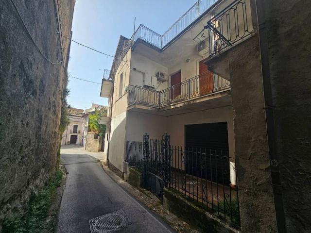 Casa indipendente in vendita a Pignataro Maggiore CE