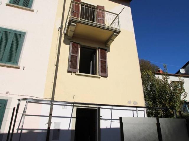 Casa indipendente in vendita a Pigra CO